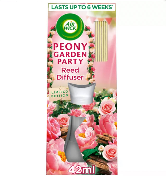 Features Essential Mist glows as it releases fragrant mist, to set an ambience in an instant.. Peony & Jasmine Blossom.. Infused with 2x more essential oils* (*vs existing Air Wick Essential Mist Diffuser Refills)..